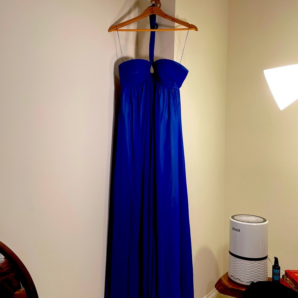 AQUA size 6 beautiful evening gown